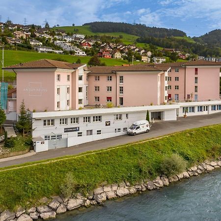 Hotel An Der Reuss Gisikon ภายนอก รูปภาพ